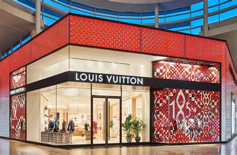 louis vuitton chadstone trading hours|Louis Vuitton melbourne opening times.